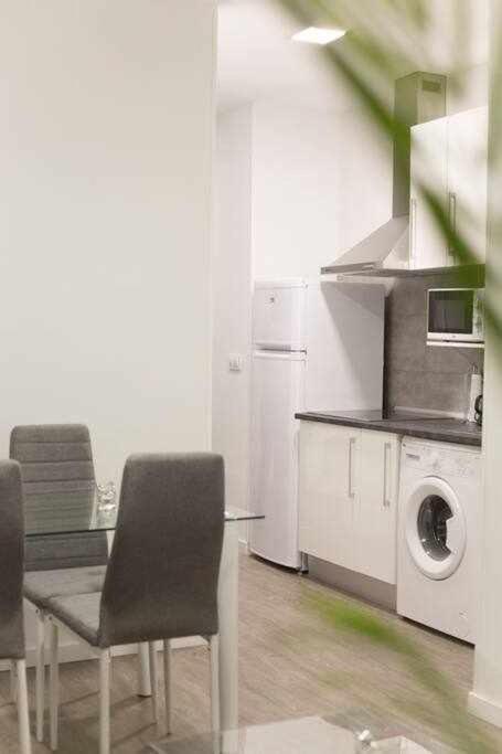 Comodo Y Agradable Estudio En Madrid Centro A2 Kültér fotó