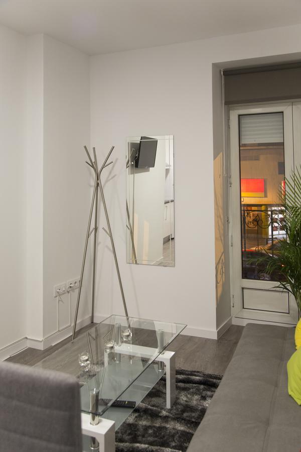 Comodo Y Agradable Estudio En Madrid Centro A2 Kültér fotó